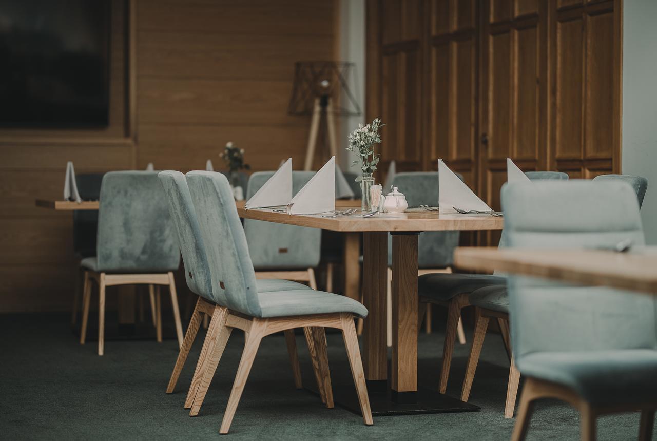 Hotel Restaurant Boss Miłosław 외부 사진